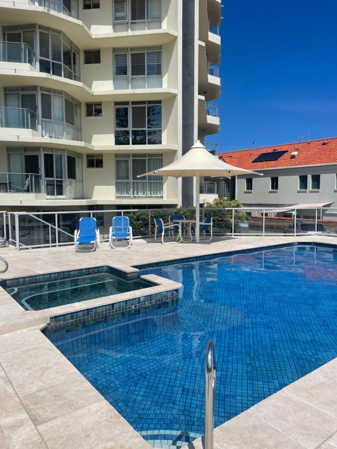 Foreshore Beachfront Apartments Gold Coast Eksteriør billede