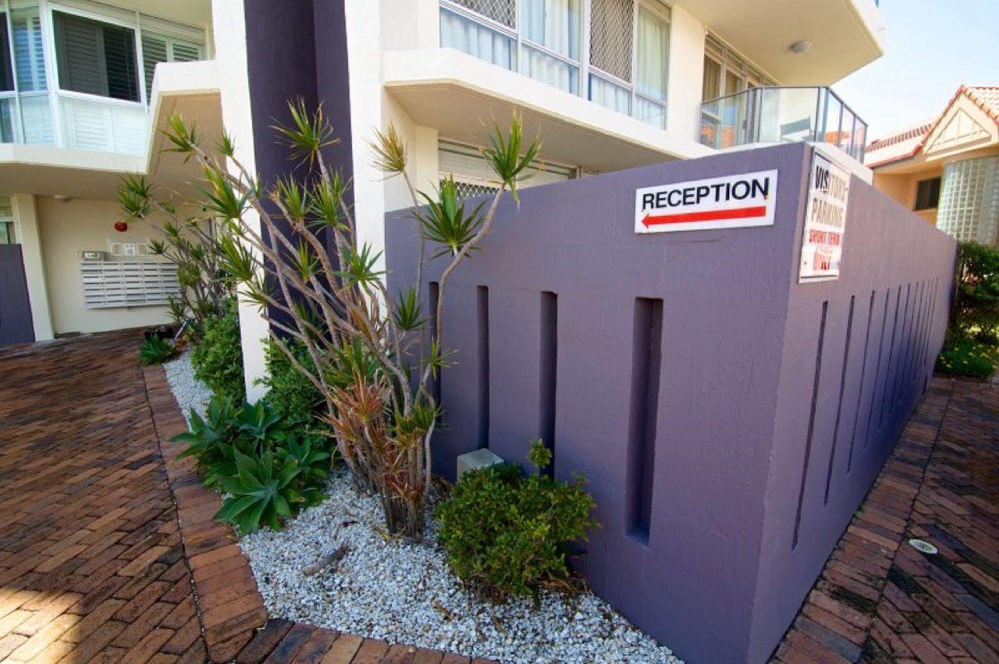 Foreshore Beachfront Apartments Gold Coast Eksteriør billede