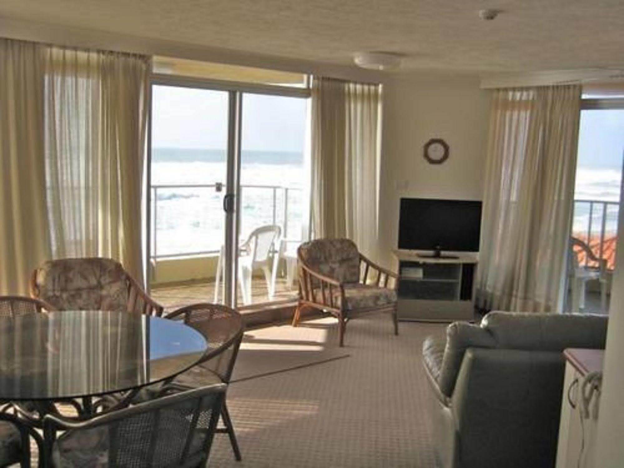 Foreshore Beachfront Apartments Gold Coast Eksteriør billede